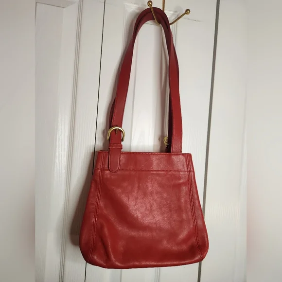 Vintage Coach Red Leather Soho Shoulder Bag #9157 • 90s Legacy Creed Brass - Picture 7 of 12